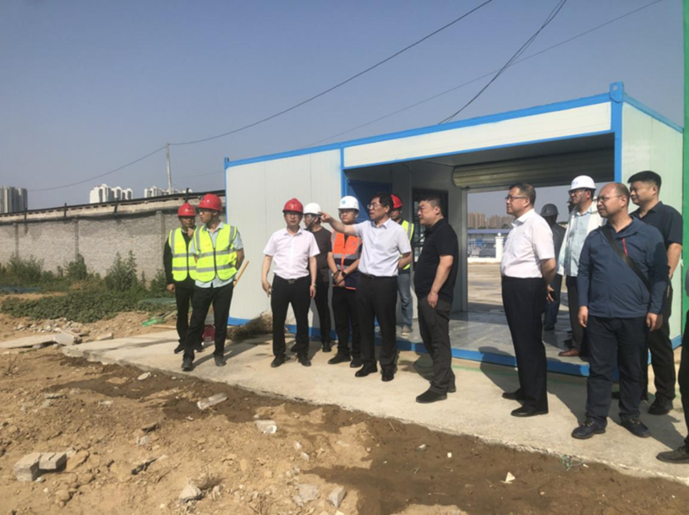 鄭州市建設投資集團有限公司黨委書記、董事長汪洋到侯寨新鎮區安置區調研項目建設工作
